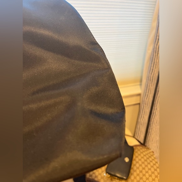 Dooney & Bourke Satchel style bag - Picture 2 of 3